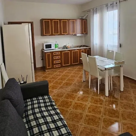 Apartment Centre By Office Vlore
