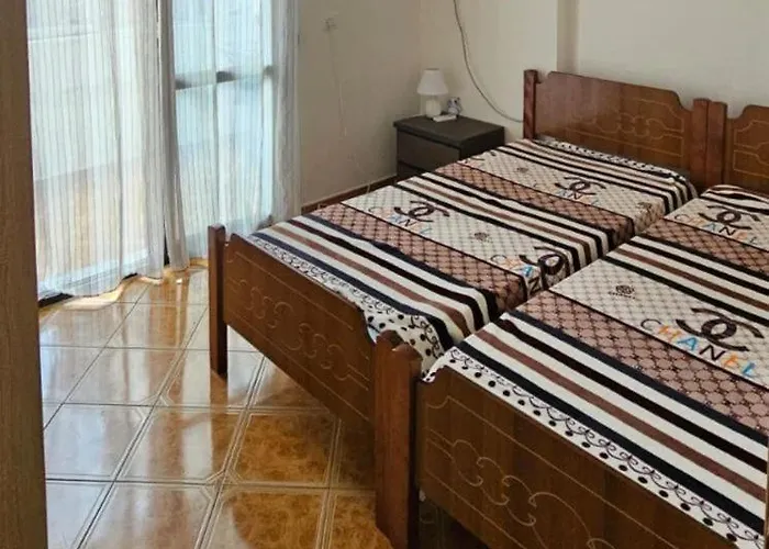 Centre By Office Apartment