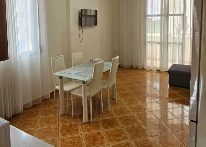 Centre By Office Apartment Vlorë